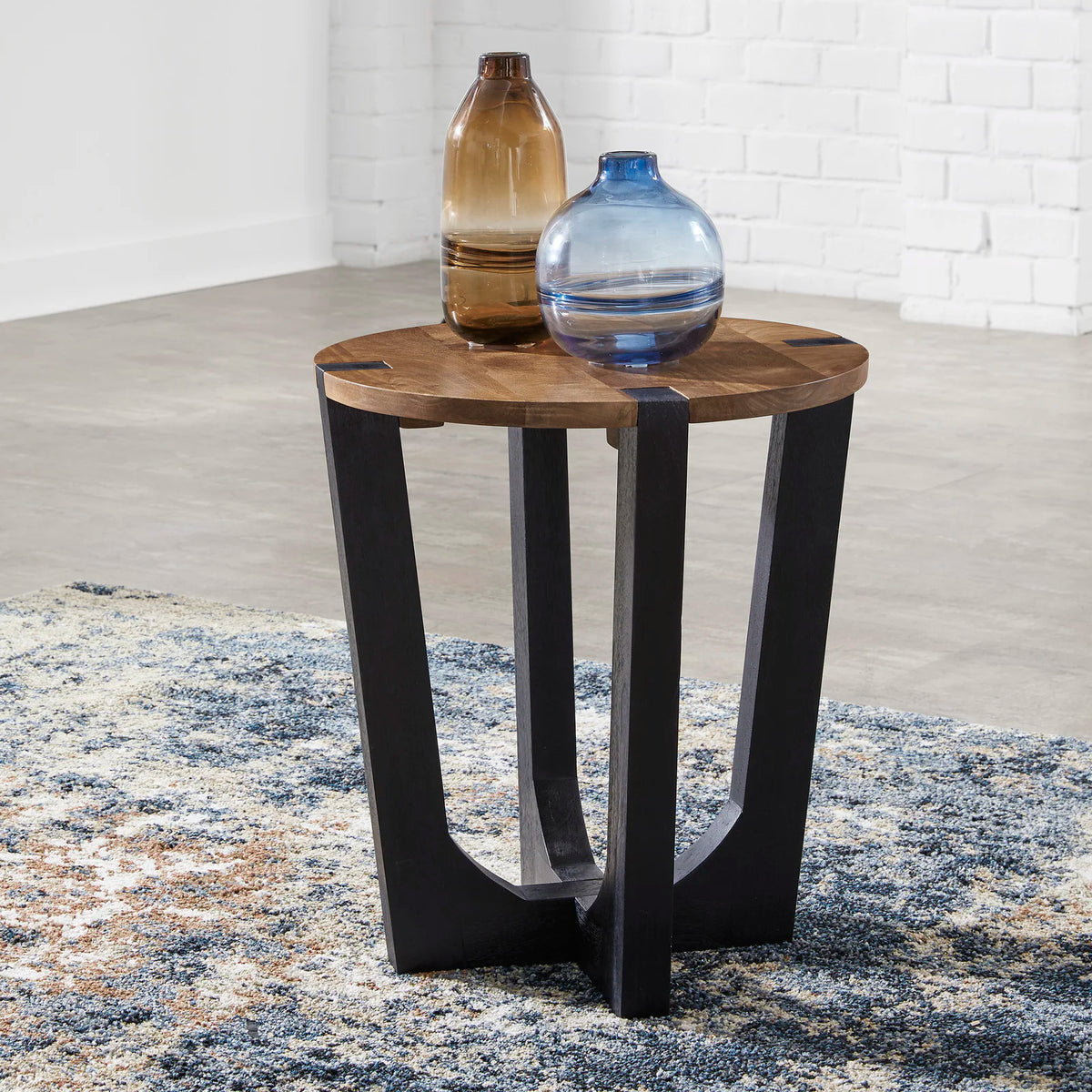 Bardem Lamp Table