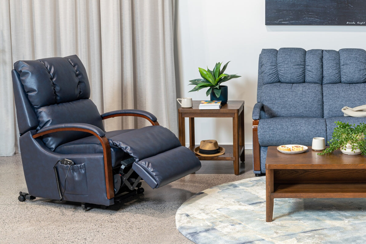 La-Z-Boy Harbor Town Extra Large Power Lift Chair