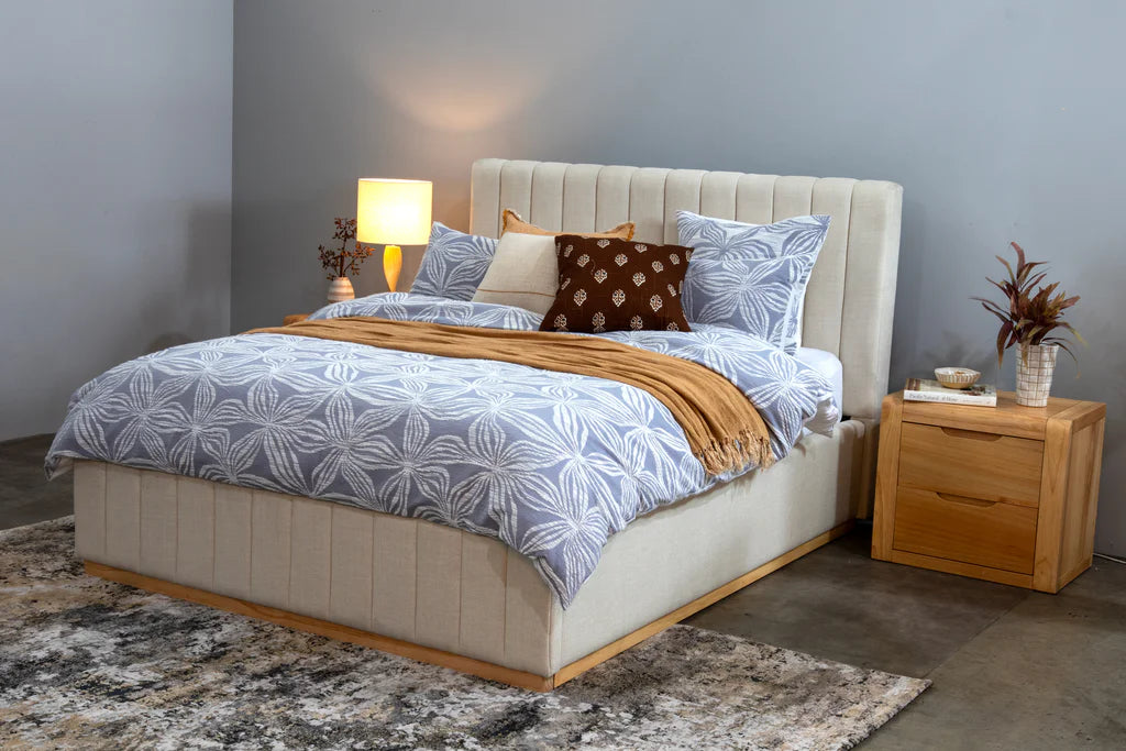 Portsea Gas Lift Bed