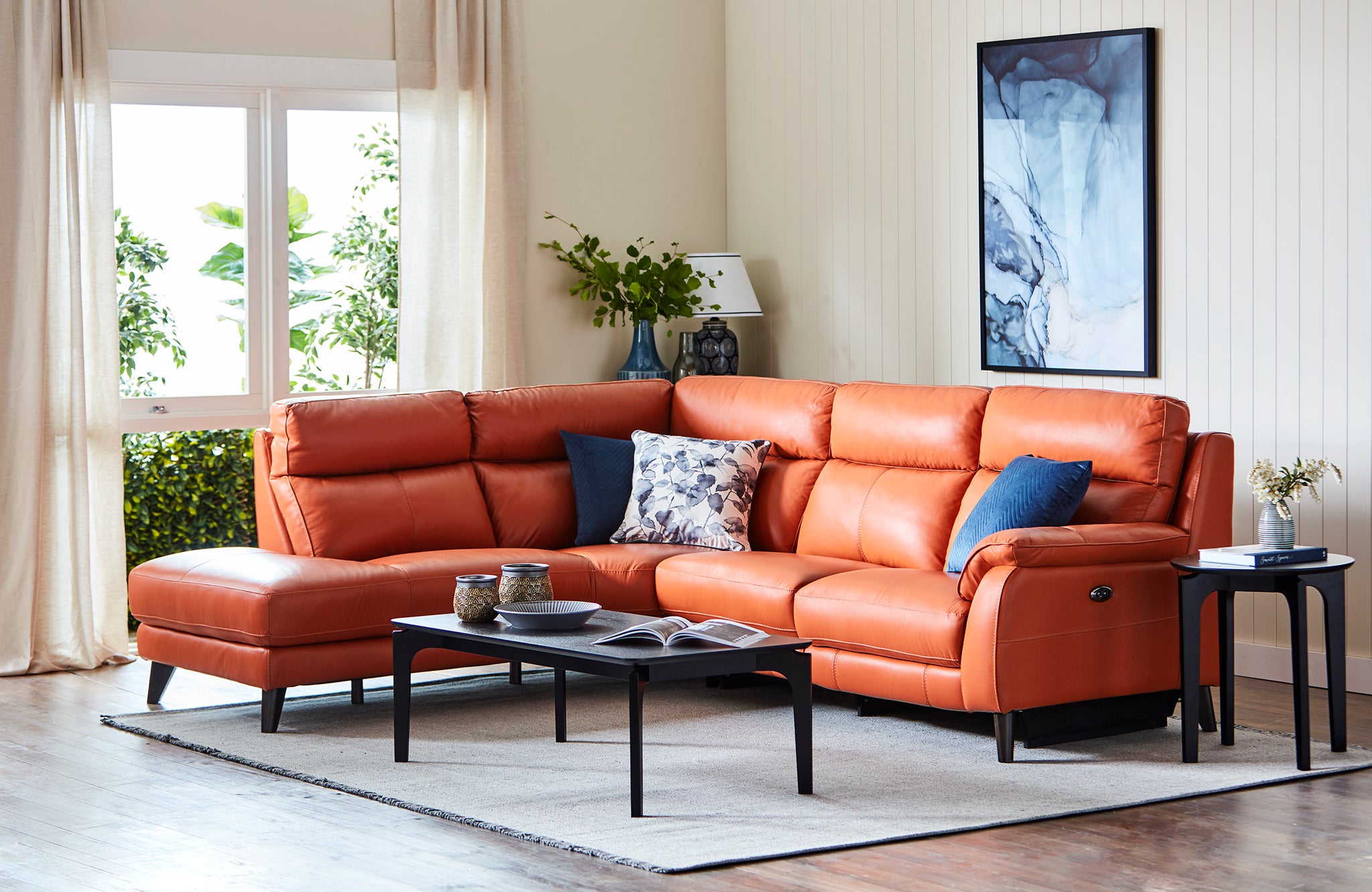Clayton Leather Corner Suite with Electric Recliner
