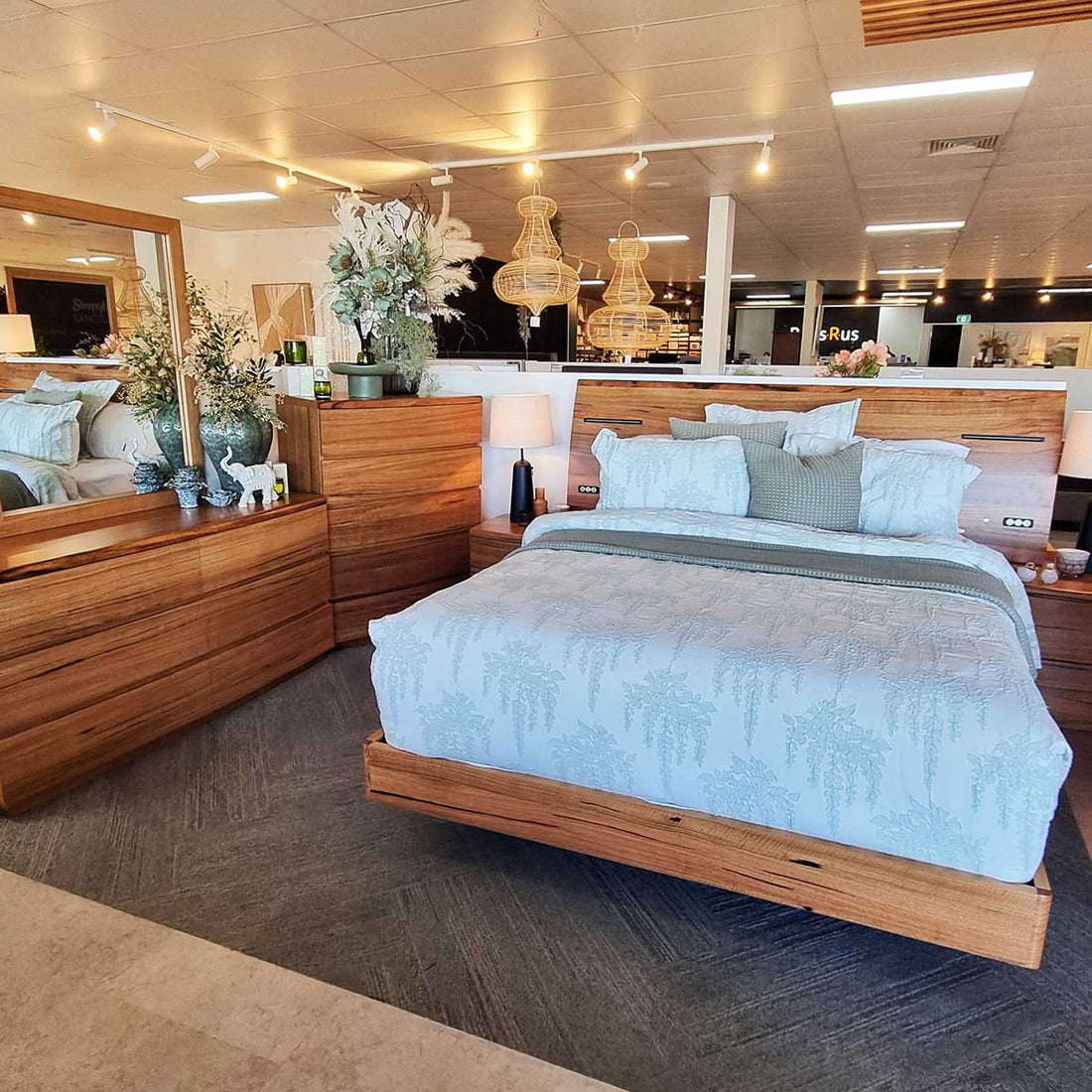 Esperance Bed