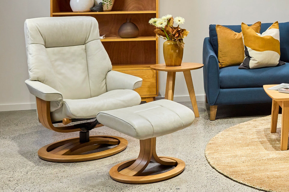 La-Z-Boy Atlanta Large Oak Swivel Recliner + Footstool