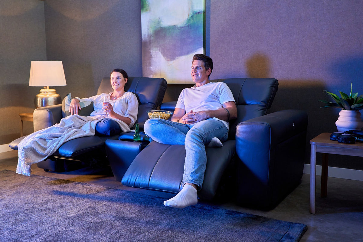 La-Z-Boy Durham 2 Seater Power Reclining Sofa with Console