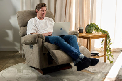 La-Z-Boy Eden Large Power XR+ Recliner