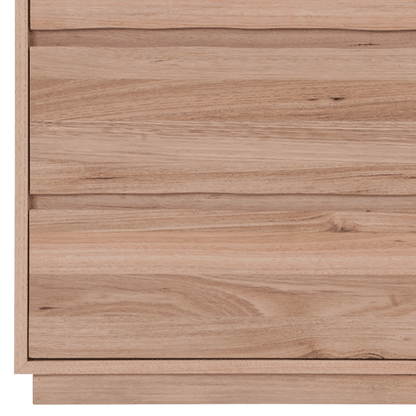 Kimberley Tallboy Detail A