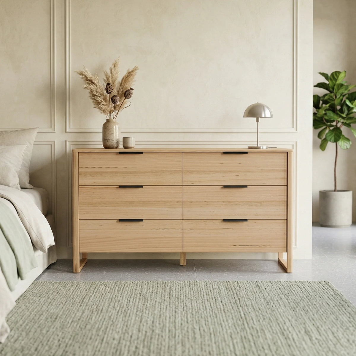 Yarra Dresser