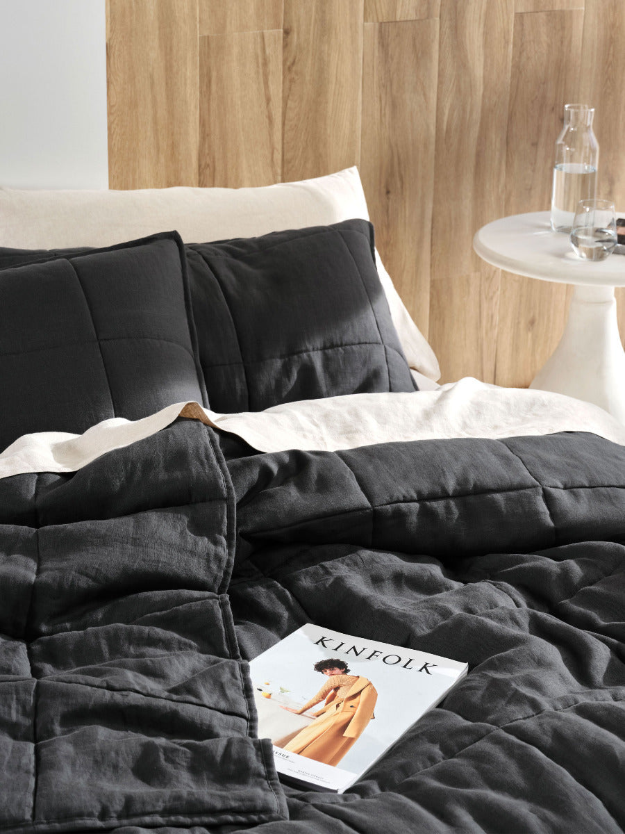 Pure Linen Nimes Magnet Coverlet