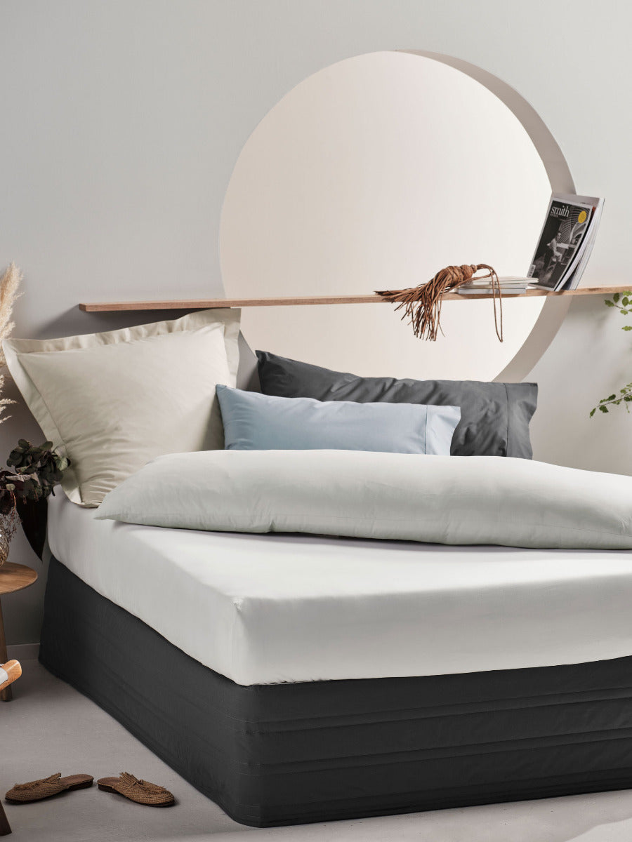 Vienna Linen Body Pillowcase